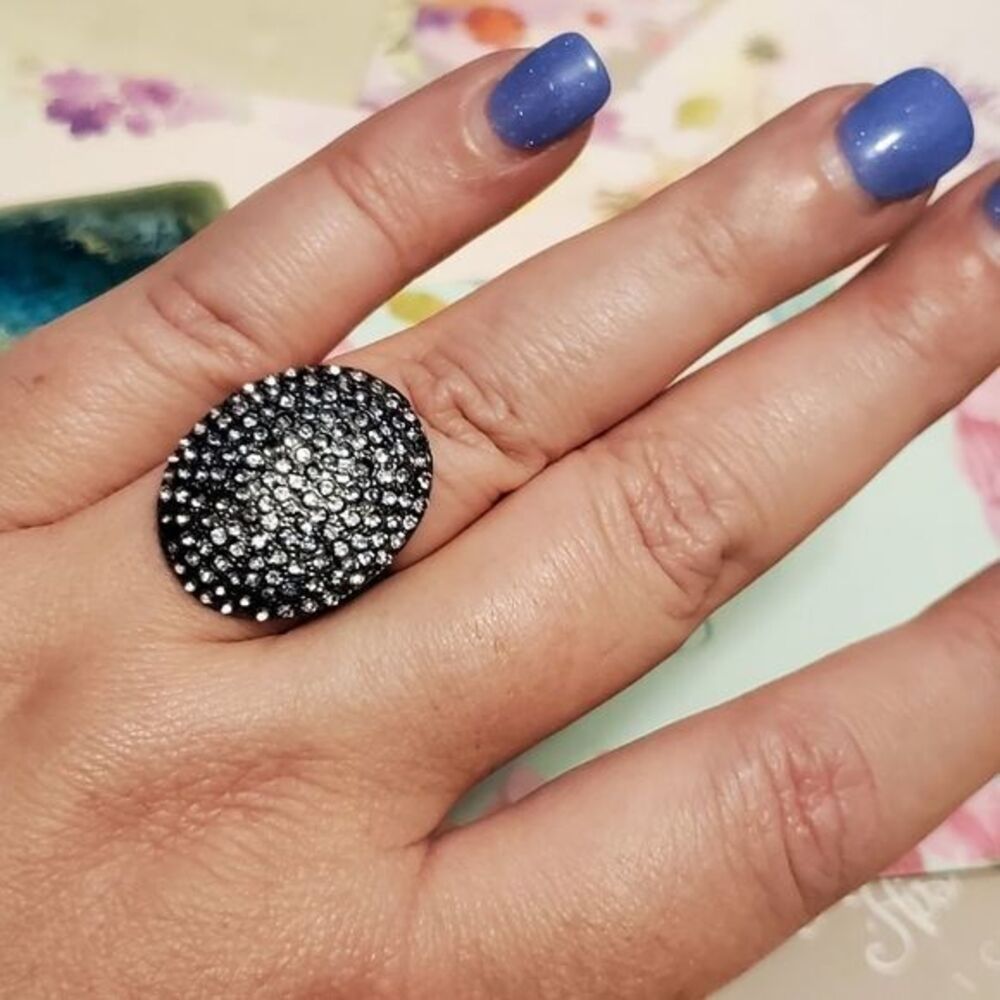 Jeweled sparkle bling‎ ring size 9